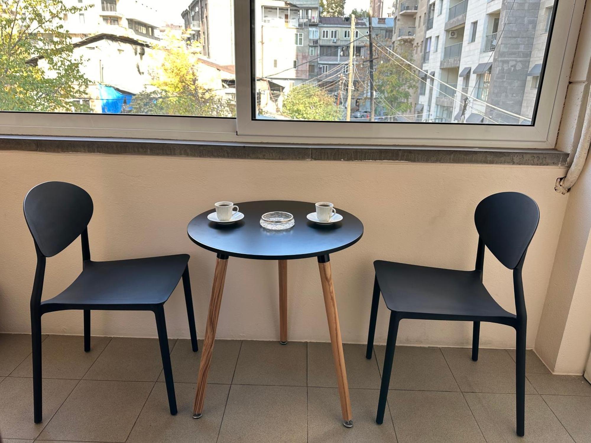Comfortable Apartment In Center Γιερεβάν Εξωτερικό φωτογραφία