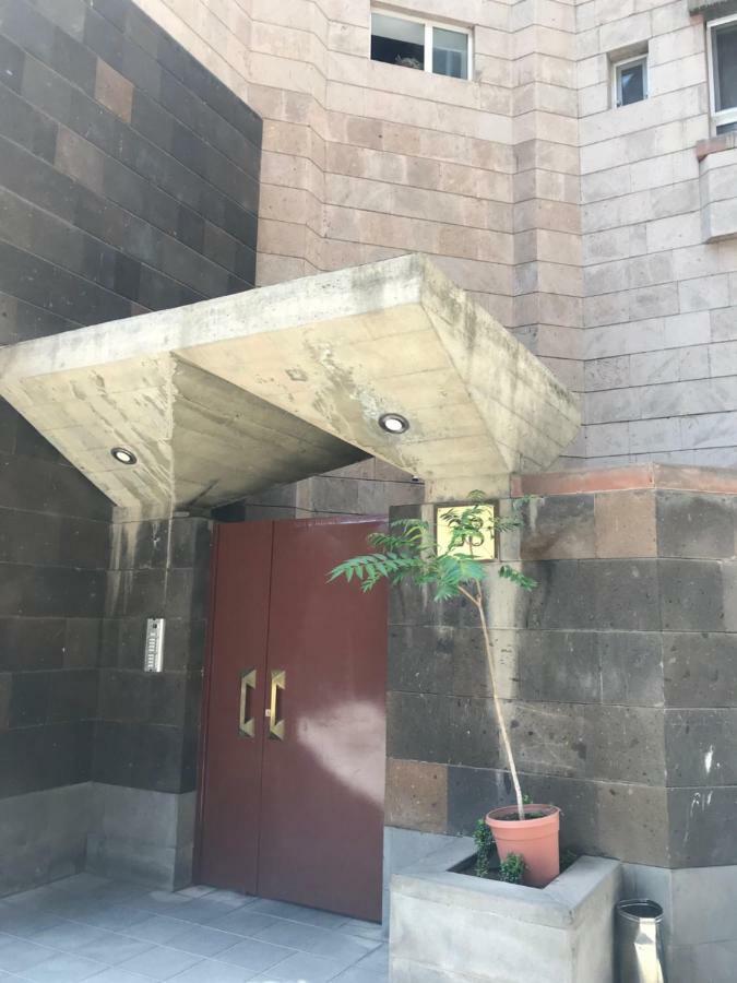 Comfortable Apartment In Center Γιερεβάν Εξωτερικό φωτογραφία